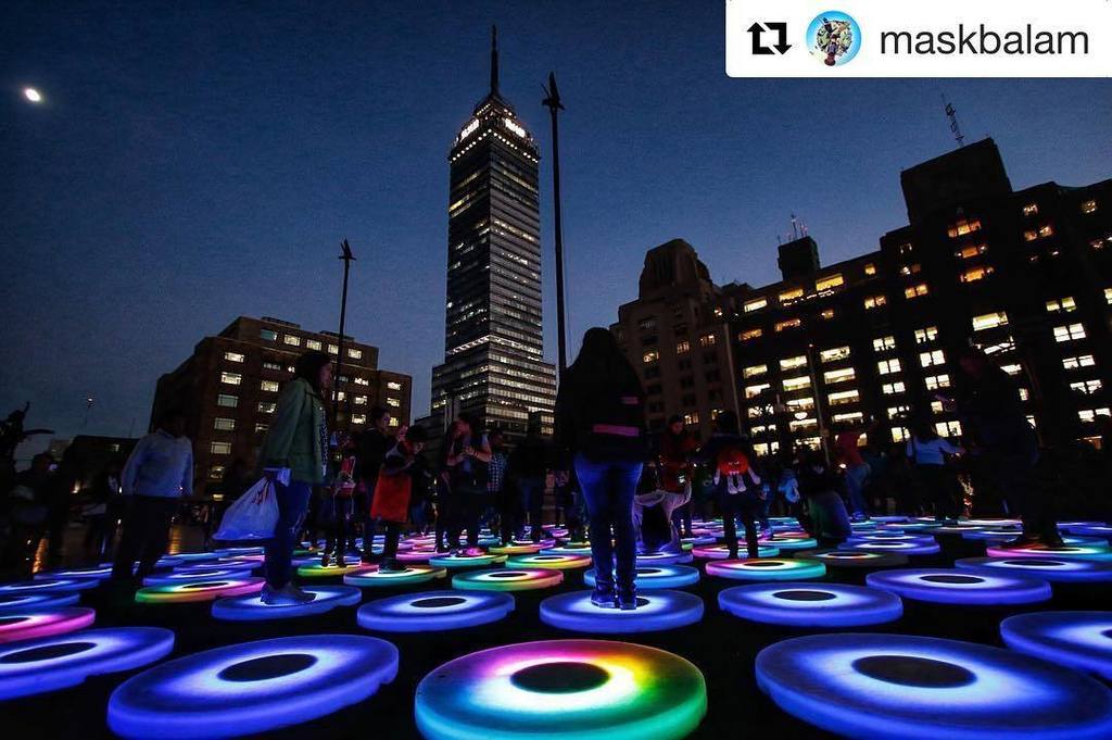 StreetsMX's tweet photo. #Repost @maskbalam
・・・
#VisualArtWeek #streetphotography #CDMX #México #ThePool #JenLewin #AgenciaXinhua #lights https://t.co/v1i0qOZlFd https://t.co/MFslza0Z4M