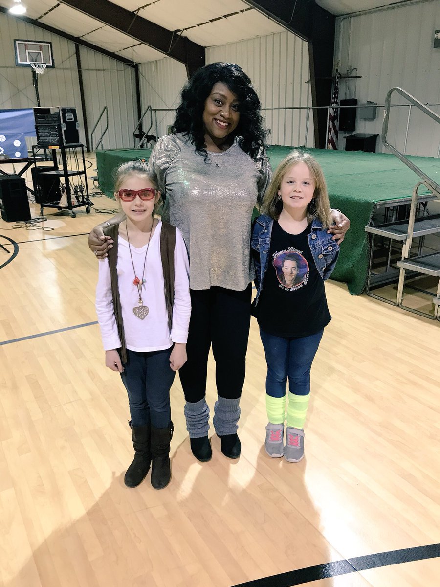 RachaelMP88's tweet photo. Hour of Code Week was so much fun ❤️ I think I liked Throwback Thursday the best!! #HourOfCode17 #csforall @Dolphinville https://t.co/igJyGjRi0N