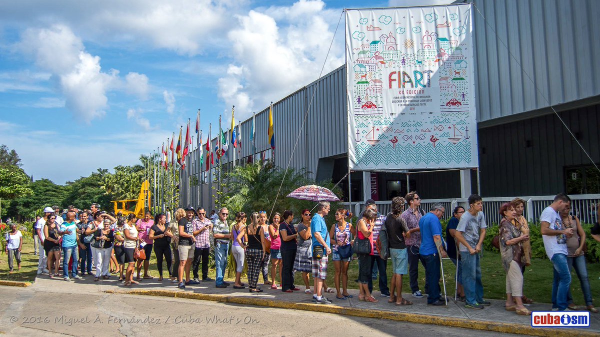 FIART is happening just now. Visit the greatest Cuban fair goo.gl/N4dnfR #shopping #fair #craftsupplies #furniture #clothes #jewelry