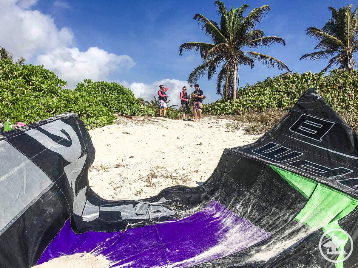 Kite Sisters tweet media