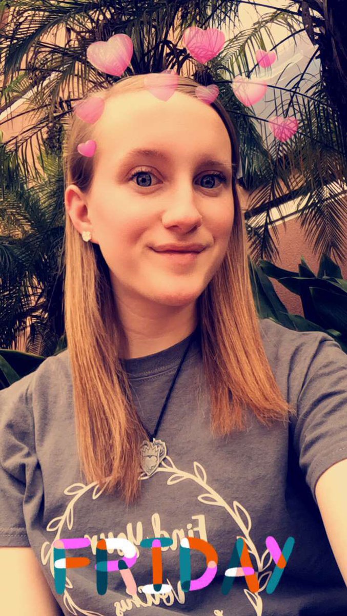 I’m at Disney World and having a blast in Florida in the nice weather😎💙❤️