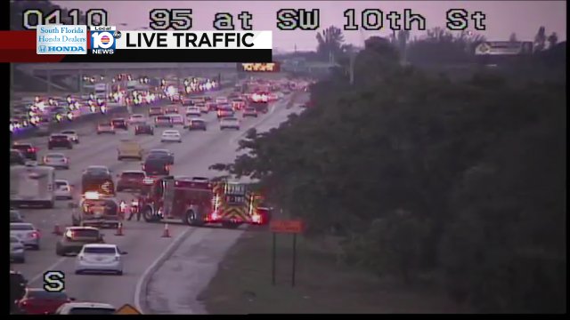 CRASH: I-95 SB & SW 10th St. Two lanes are blocked; expect major delays. #TRAFFIC https://t.co/EtTcILvFEt