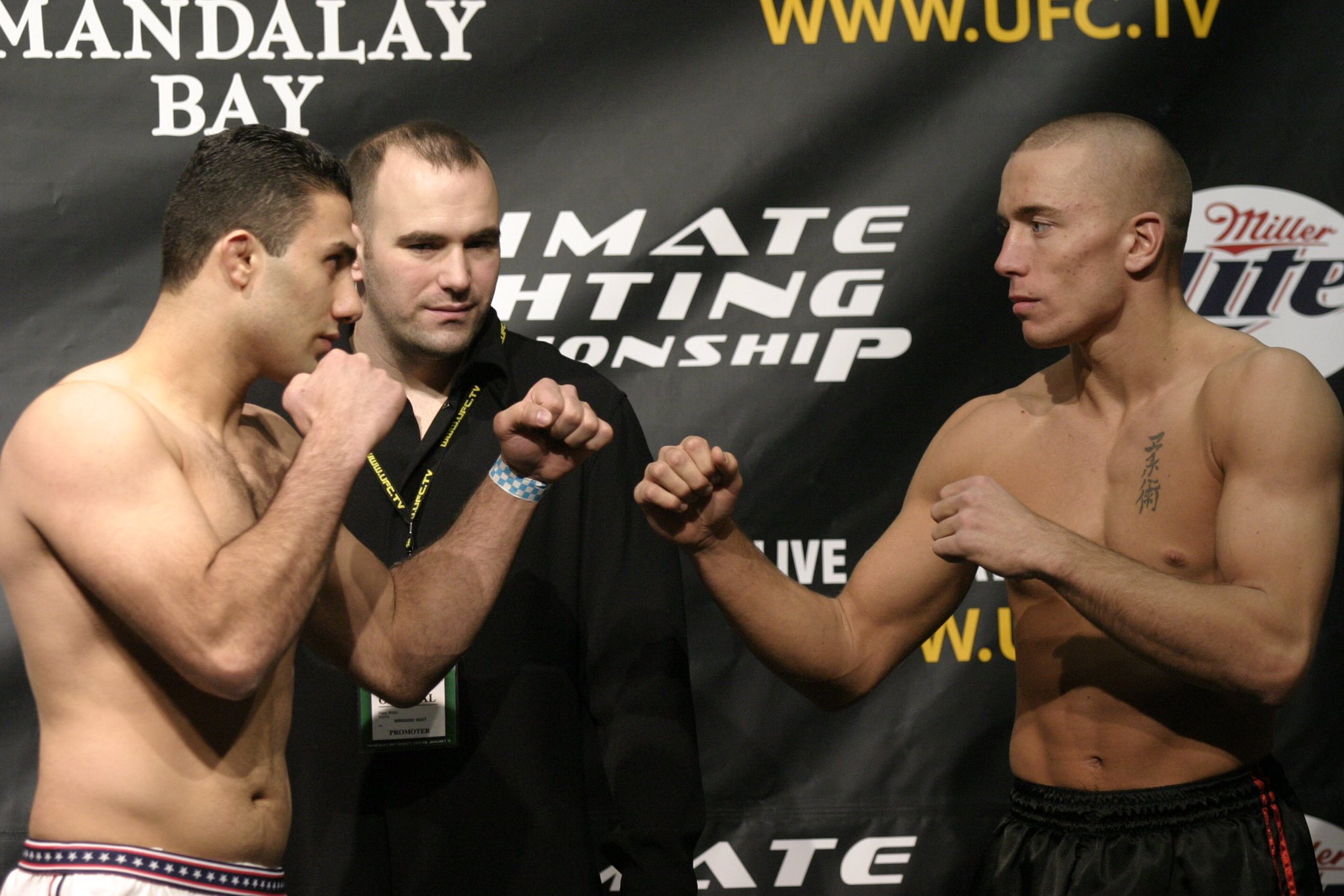 DQjxKKYWsAAPXQR.jpg:large