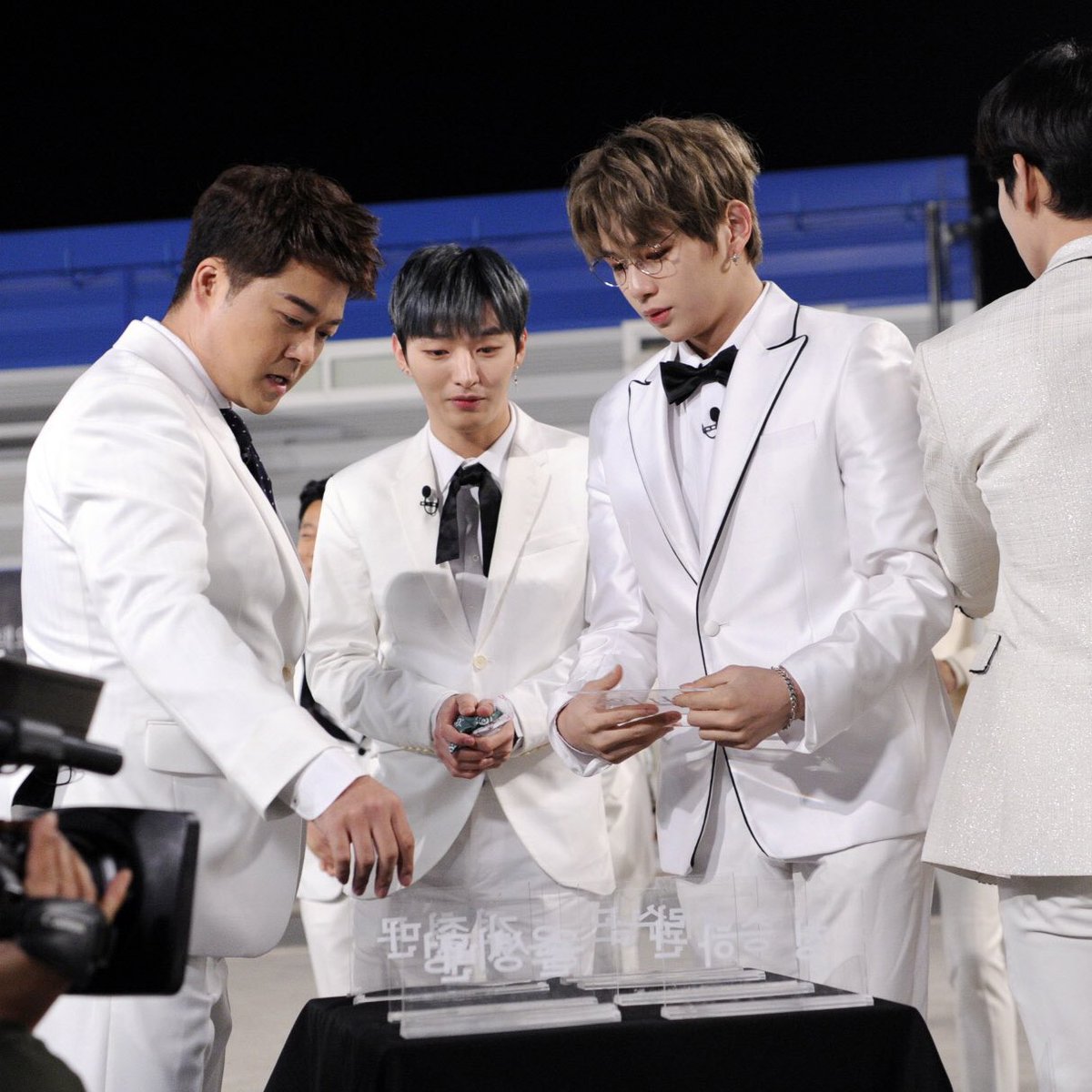 SBS 마스터키 tweet media