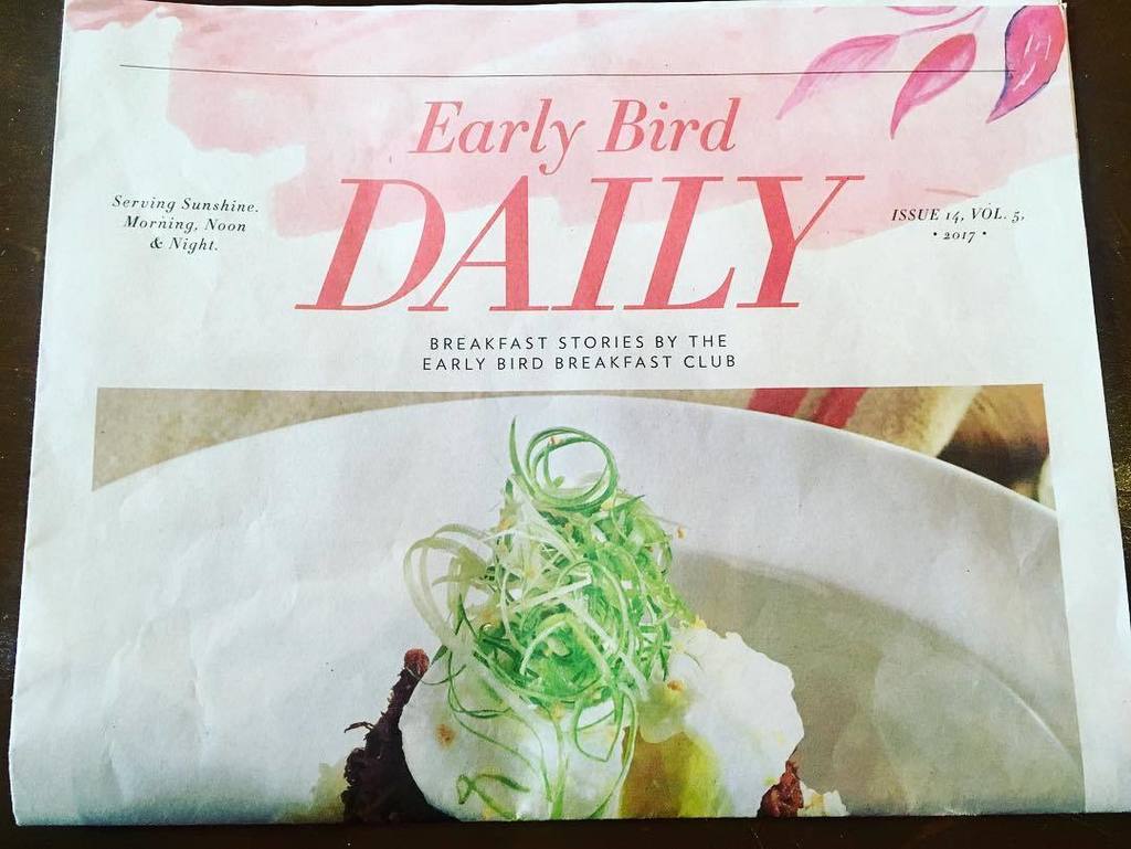 yosibrk's tweet photo. What a great concept for a menu. #newspapermenu #breakfast #earlybirdbreakfastclub #thefortstrip 👍👌🗞 https://t.co/8eFBzOaOS0 https://t.co/vFrNIKXErt