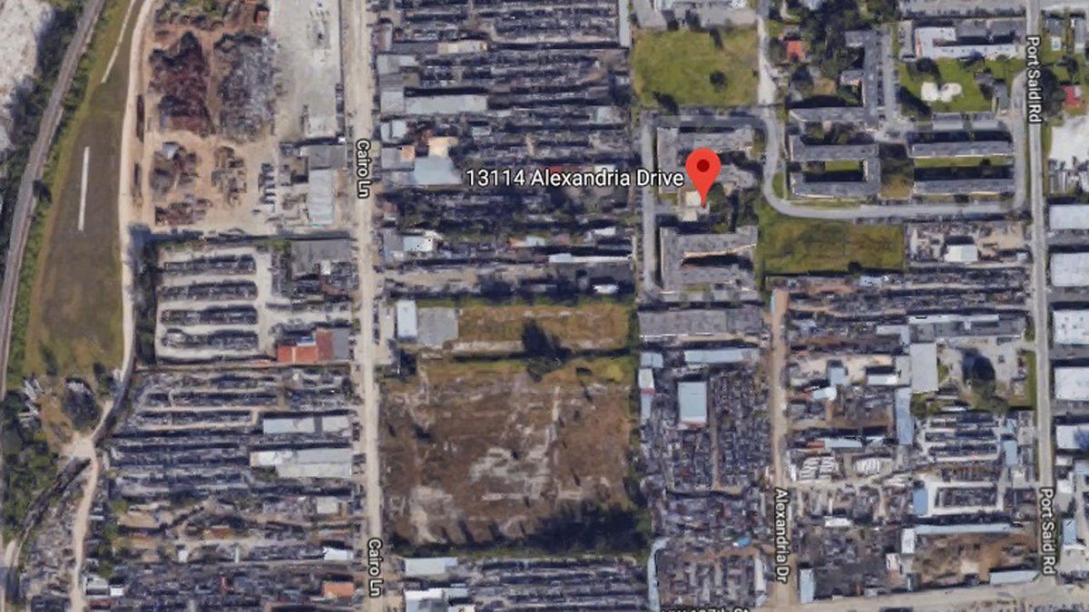 Developing story: 2 women hospitalized after stabbing in Opa-locka  bit.ly/2AoiLZ5?utm_so… https://t.co/McYRuiC6ND