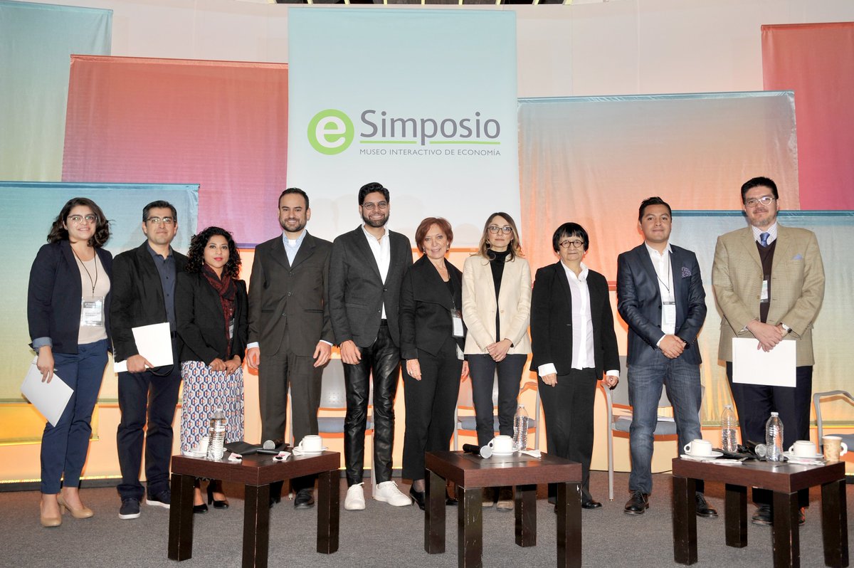 MuseoMIDE's tweet photo. Una vez más, ¡Lo logramos! Lleno total en el #SimposioMIDE. Gracias a nuestros ponentes: @mjmolano @imcomx, @GarciaRomero_ @UNAM_Mobile, @armando_regil @i2CoSchool, @IISUNAM, @AaArechar,  @CIDE_MX, @IIEc_UNAM, @ProyectoICCE, y ustedes por asistir. https://t.co/evpBVpyZ0g