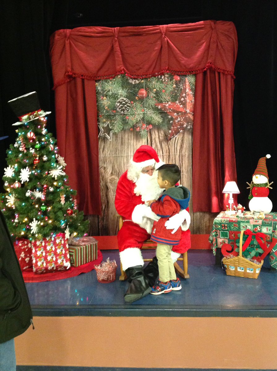 HarmonElemHawks's tweet photo. Loads of fun at Santa's Workshop at Harmon. Come hear a story and see Santa. https://t.co/owZgVEW4VJ