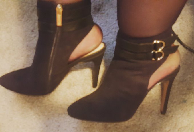 Any foot fetish freaks out there? #footfetishnation #footfetish #paypigswanted #findom #financialdomination<a href="/tag/footfetishnation"class="tags">#footfetishnation</a><a href="/tag/snapchat"class="tags"><span>#snapchat</span></a><a href="/tag/footfetish"class="tags"><span>#footfetish</span></a><a href="/tag/kik"class="tags"><span>#kik</span></a><a href="/tag/twitter"class="tags"><span>#twitter</span></a><a href="/tag/worship"class="tags"><span>#worship</span></a><a href="/tag/findom"class="tags"><span>#findom</span></a>