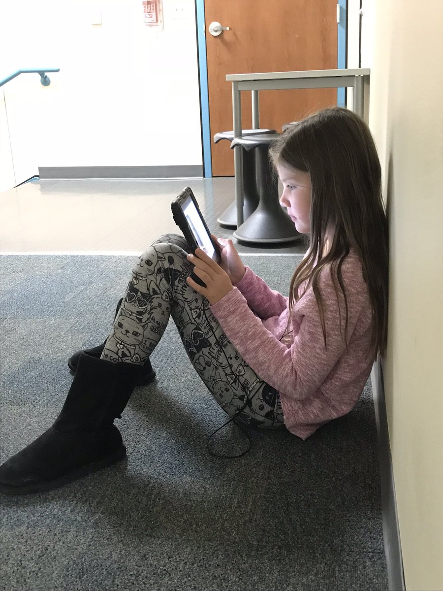 MrsLearnalot's tweet image. Reflecting on our Hour of Code learning by recording videos on Flipgrid! #lakesidecodes #beyondhourofcode #lakeside1718