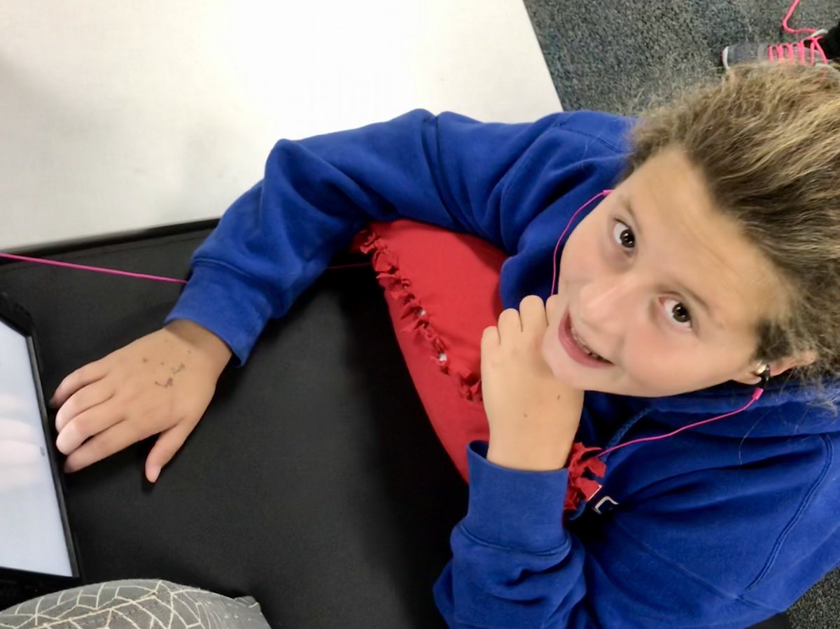 MrsLearnalot's tweet image. Reflecting on our Hour of Code learning by recording videos on Flipgrid! #lakesidecodes #beyondhourofcode #lakeside1718
