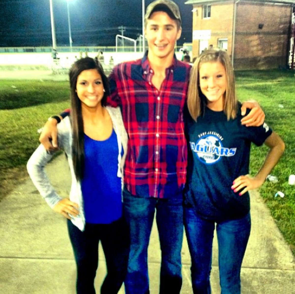 MaciHaney's tweet photo. Happy bday @wducas21 !!! sorry we had to end things freshman year, I just really thought you and @Taylorhaynes18 would be a better power couple😉 https://t.co/BU09QOTFXH