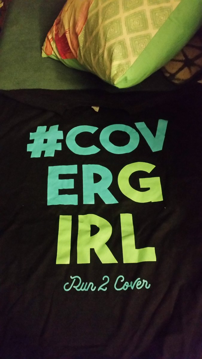 GamerPrincess9's tweet image. So happy I got my shirts!!!! @ChristianR2C @brandxniversxn @colinshawr2c @Run2Cover