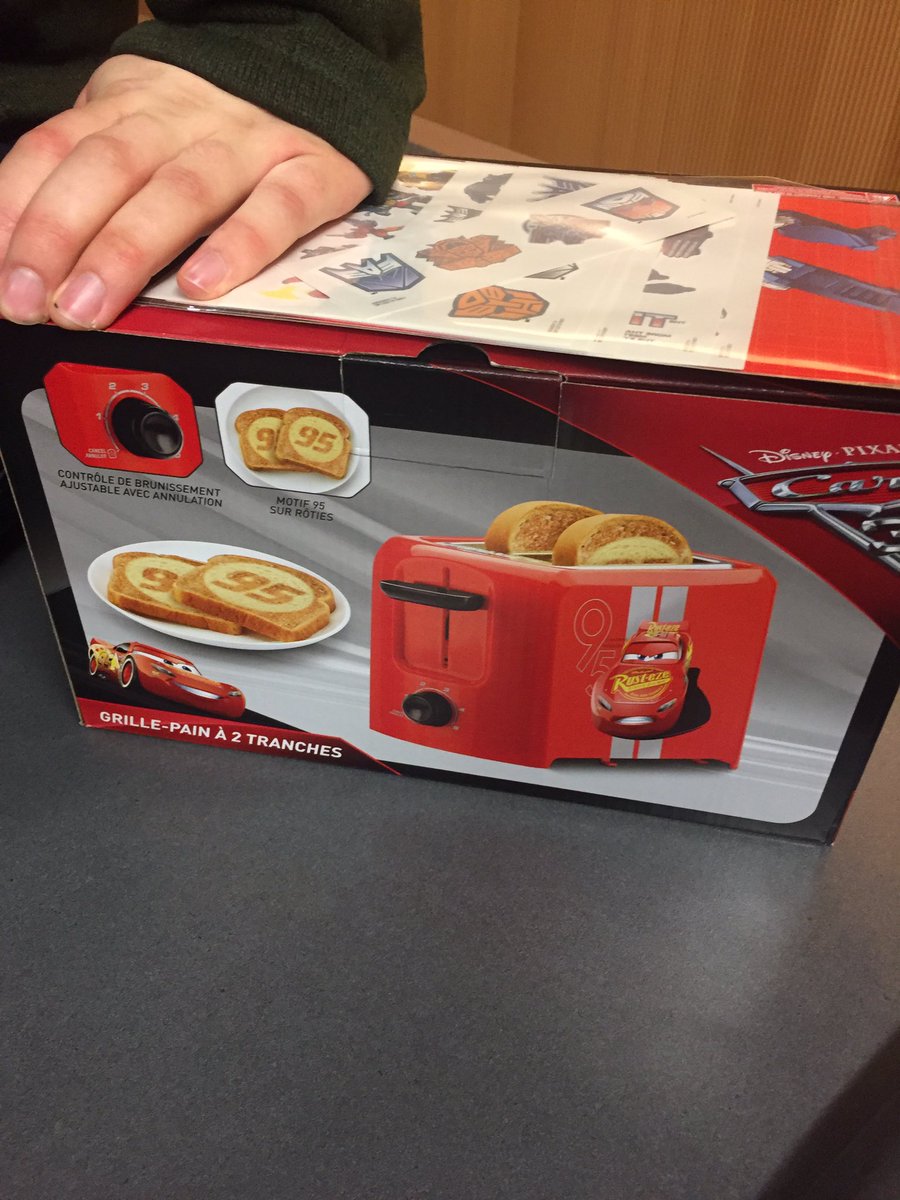 I wish I brought a gift for secret santa so I could get the toaster to make toast. Because I like toast.