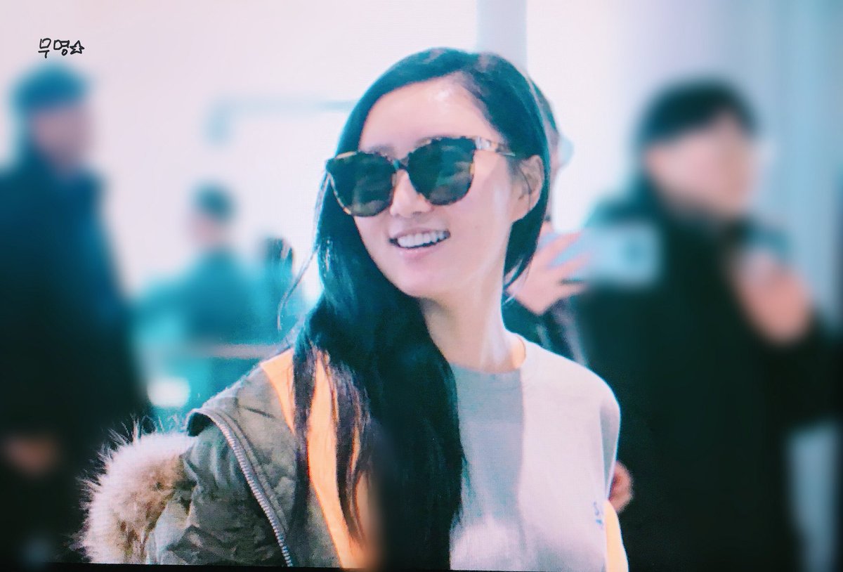 171209 김포공항 프리뷰 
#마마무 #휘인 #화사