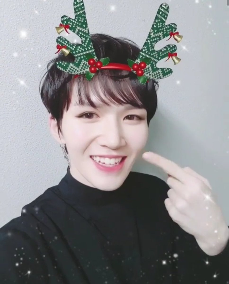 BLK_Spain's tweet photo. Ya que ayer (8 de diciembre) fue el cumpleaรฑos de #Taebin os dejamos algunas fotos de รฉl
HAPPY BIRTHDAY TAEBIN! #ACEMAX_BLACK #HAPPYTAEBNEEDAY #๋ฐํ๋น #ๆดๆณฐๅฝฌ #Parktaebin https://t.co/98urV8lUdf