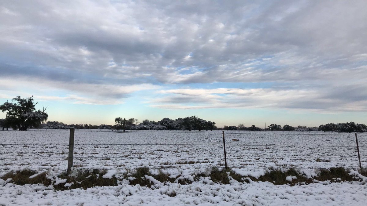 vickery_amanda's tweet photo. Just when I thought the ranch couldn’t get any prettier, it did. https://t.co/1pKQPD52gm