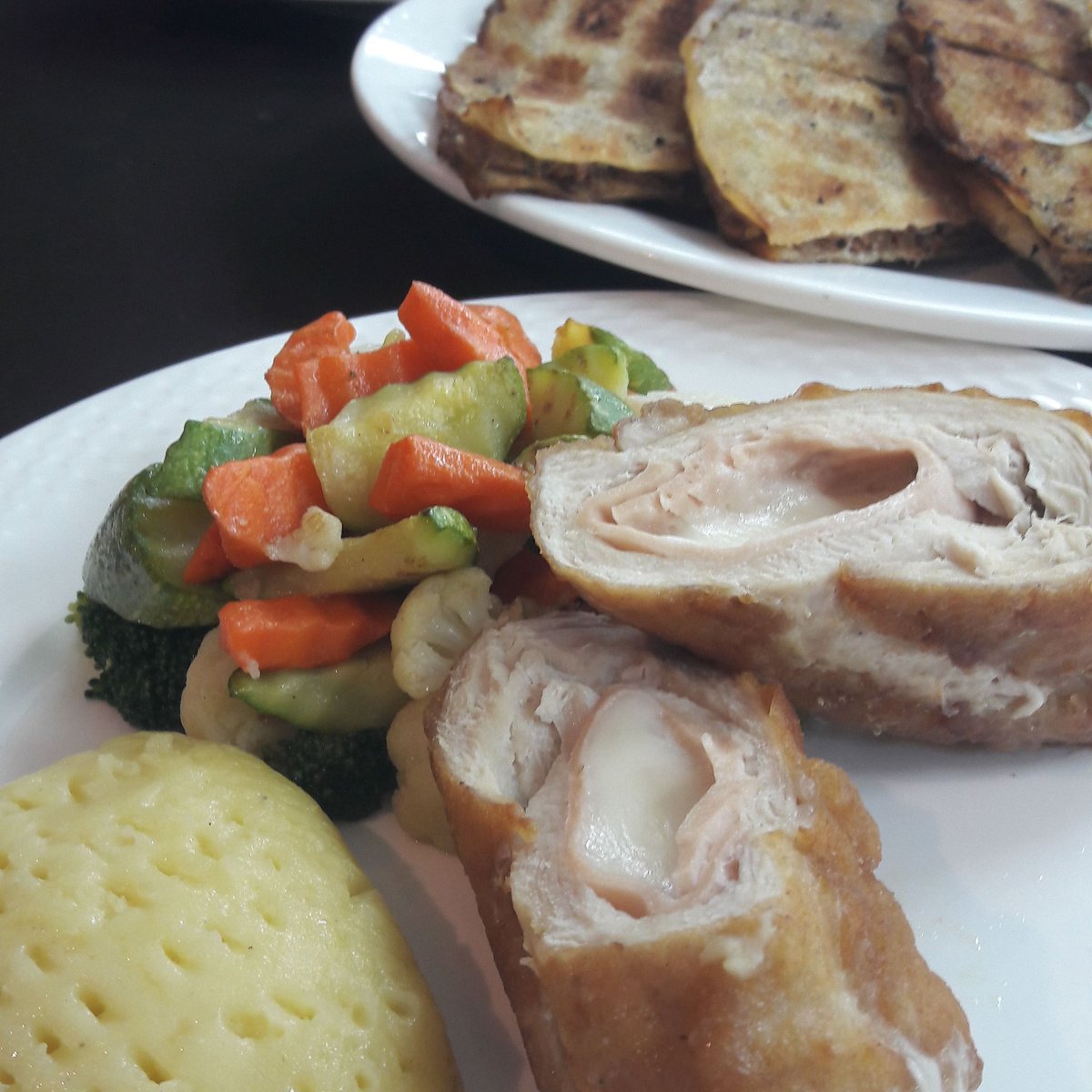 Restaurant 101 tweet media