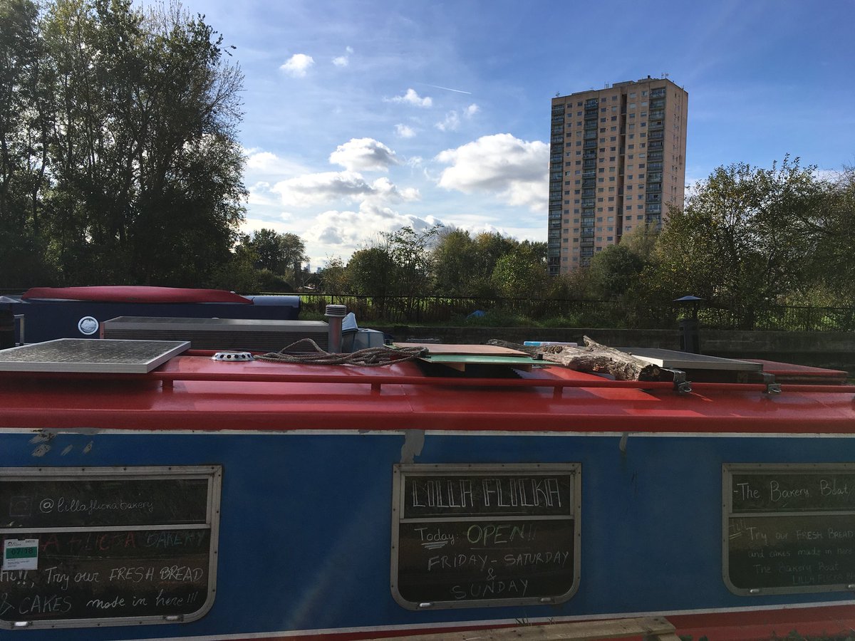 Our location for this weekend, last one here before we are moving up north 😉
#bread #bakery #mincepies #hackney