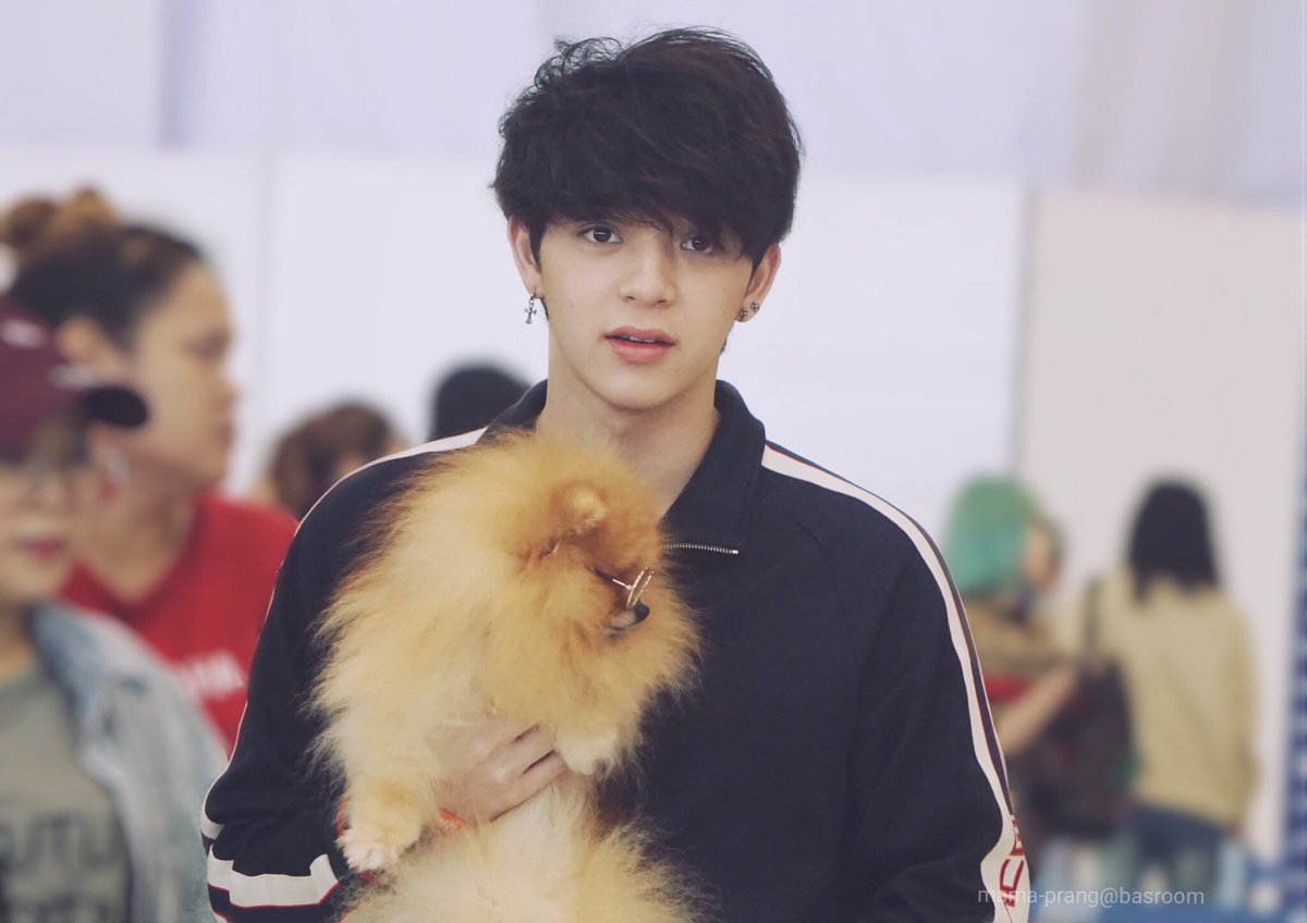 heart_u_start's tweet photo. พิเดชชกะน้อนอิคคิววว💕 #บาสเด็กอ้วนที่แท้จริง #basroom https://t.co/bpIEDzdJsI