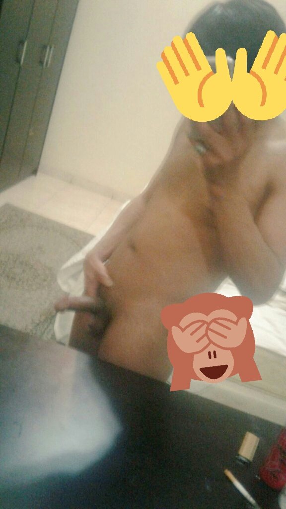 من ابها ومشتهي تندلق نط خاص 😊

غير النحوف الناعم مبي✋