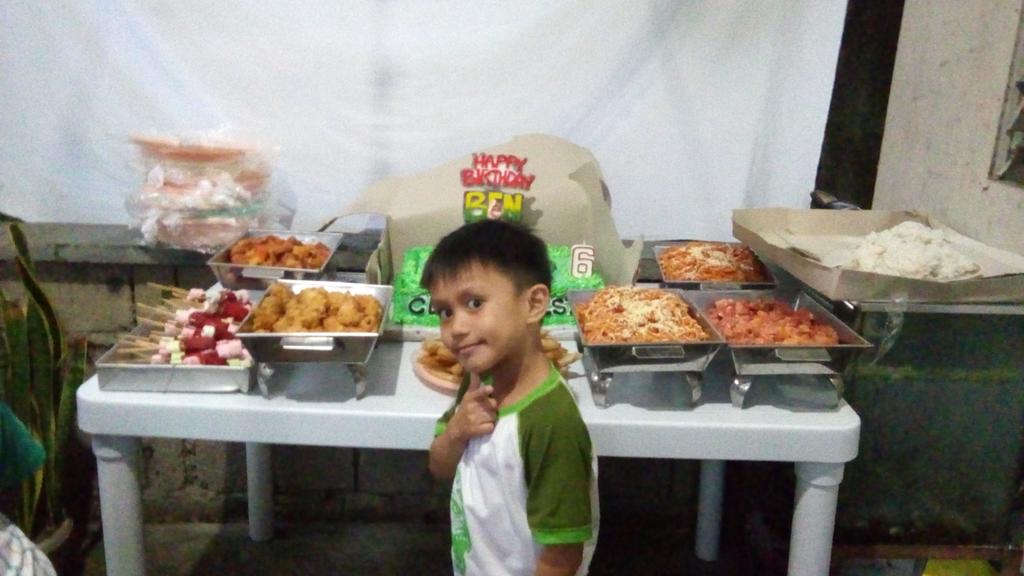 Happy birthday totoy!!!
Superlove kita...