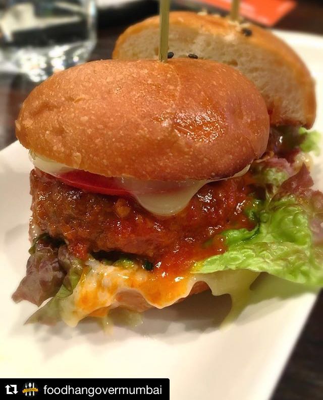 GatewayTaproom's tweet photo. #Repost @foodhangovermumbai (@get_repost) ใปใปใป Drooling over this juicy lamb slider from @gatewaytaproom , bkc. . . . . . #gatewaytaproom #lambslider #mealinthemouth #lamblove #foodie #foodporn #foodstagram #mumbaifoodie #foodforlife #foodography #scrumptiousmeals #bkc https://t.co/43KhkHKESM