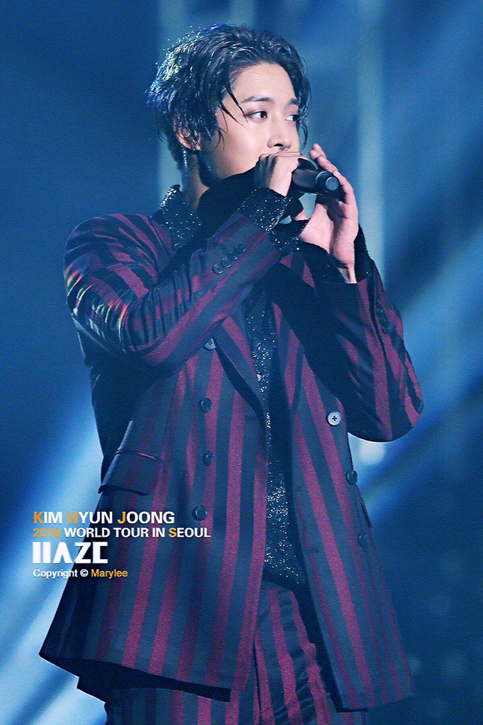 20171202 KHJ World Tour 'HAZE' in Seoul
【Please DON'T cut the logo and modify the picture.】#김현중 #KimHyunJoong #HAZE