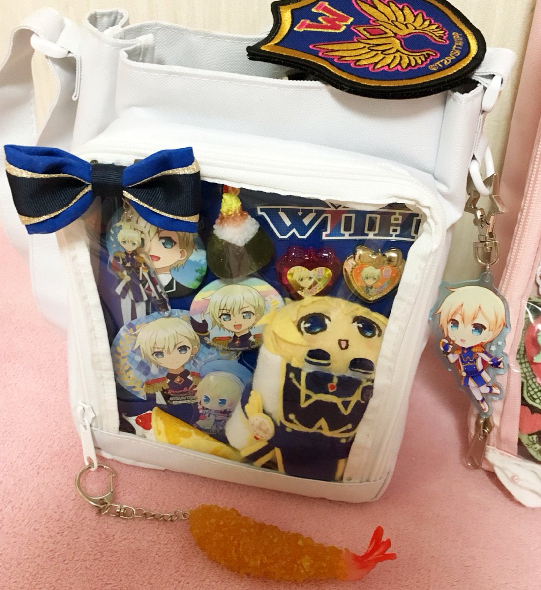 明日のウィンターライブ用にマイキャラちゃん痛バを少し改良。ホイップ