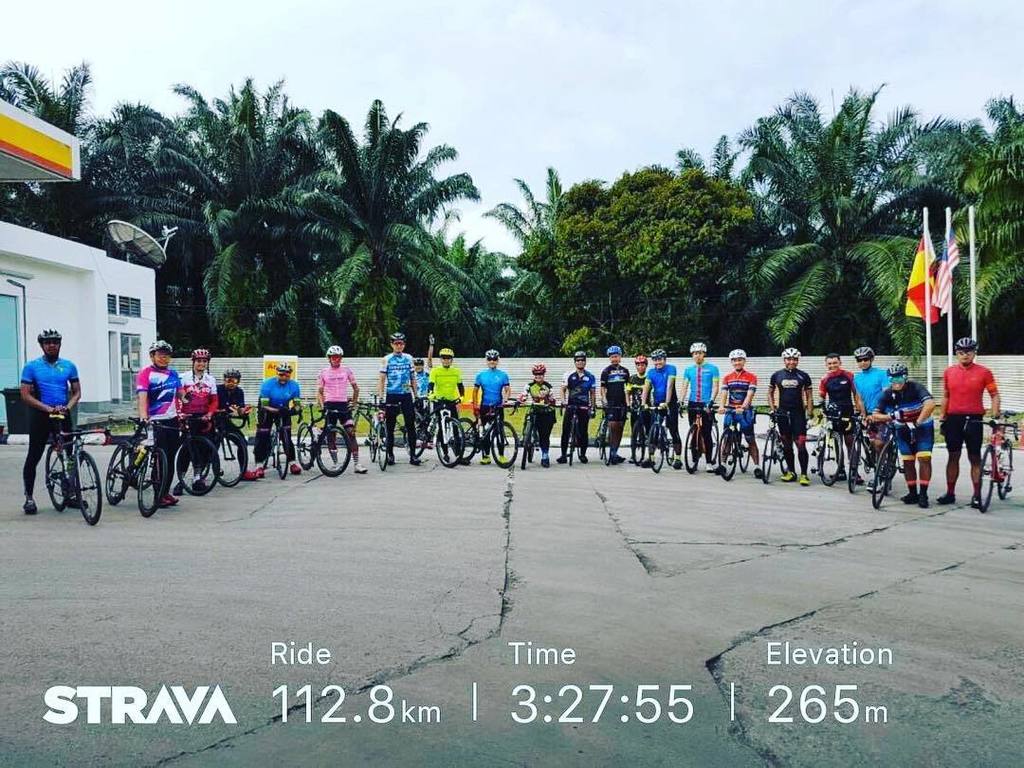 mohdneotech's tweet photo. Alon2 110KM Z30 Morib Loop. Thank you Zack #LSR #Cube #spedazone #RHC50 #rhccomponents #kabutozenard #3T #selleitalia #supacazbartape #spackt #santic #Garmin #edge520 #Shimano #ShimanoUltegra #cycling #strava #malaysia https://t.co/vCvCZdEwnq https://t.co/7ctEu3zkco