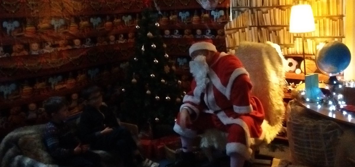 JulefestShef's tweet photo. JULEFEST IS TODAY!

Vintage market with over 20 stalls, Moomins, gløgg, Scandi cafe, @_PieEyed, Fiskdam, a roomful of Scandi children's crafts, Clifford choir, the real Santa in his grotto with a present and a Christmas bell for every child!

It will be brilliant!
See you 11-4! https://t.co/xnpABrfRGK