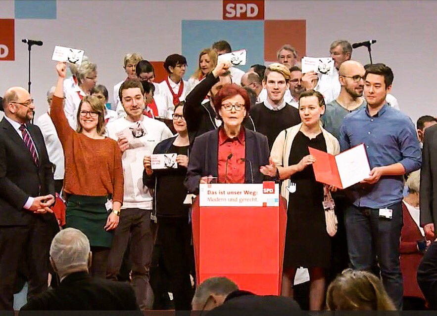 #karlasagt: DANKE! 
Wir sind sprachlos &amp; glücklich über den 1. Platz des @droescherpreis. Wir freuen uns über das Preisgeld von 2.500 EUR, die unserer Kreisarbeit neue Möglichkeiten eröffnet. Vielen Dank an das Dröscher-Komitee &amp; an all unsere grandiosen Neuköllner Jusos!