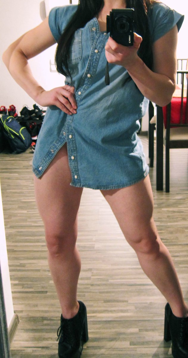 FitEmpress's tweet photo. On skype available for sessions!DM ME mutts and be useful! @findoms @RTSubBitch @underdeskloser #muscularlegs #mucleworship #femdomme #mindfuck #hypnogoddess #payslave #cashslave #worshipgoddess #punishslave #legsfetish #shoefetish @rtfindom #slaveformuscle #domina #dominant https://t.co/9qb5LIy30d