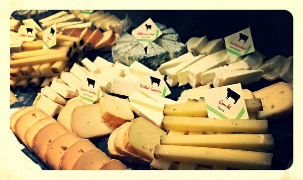 '<a href="/BeillevaireUK/">Beillevaire UK</a> #cheese's selection this #Weekend on promotion 10 % off! Be tempted by the authentic artisan products #Comte #BrunDeNoix etc..!!.. <a href="/SpiritedWines/">Spirited Wines</a> your local merchant...