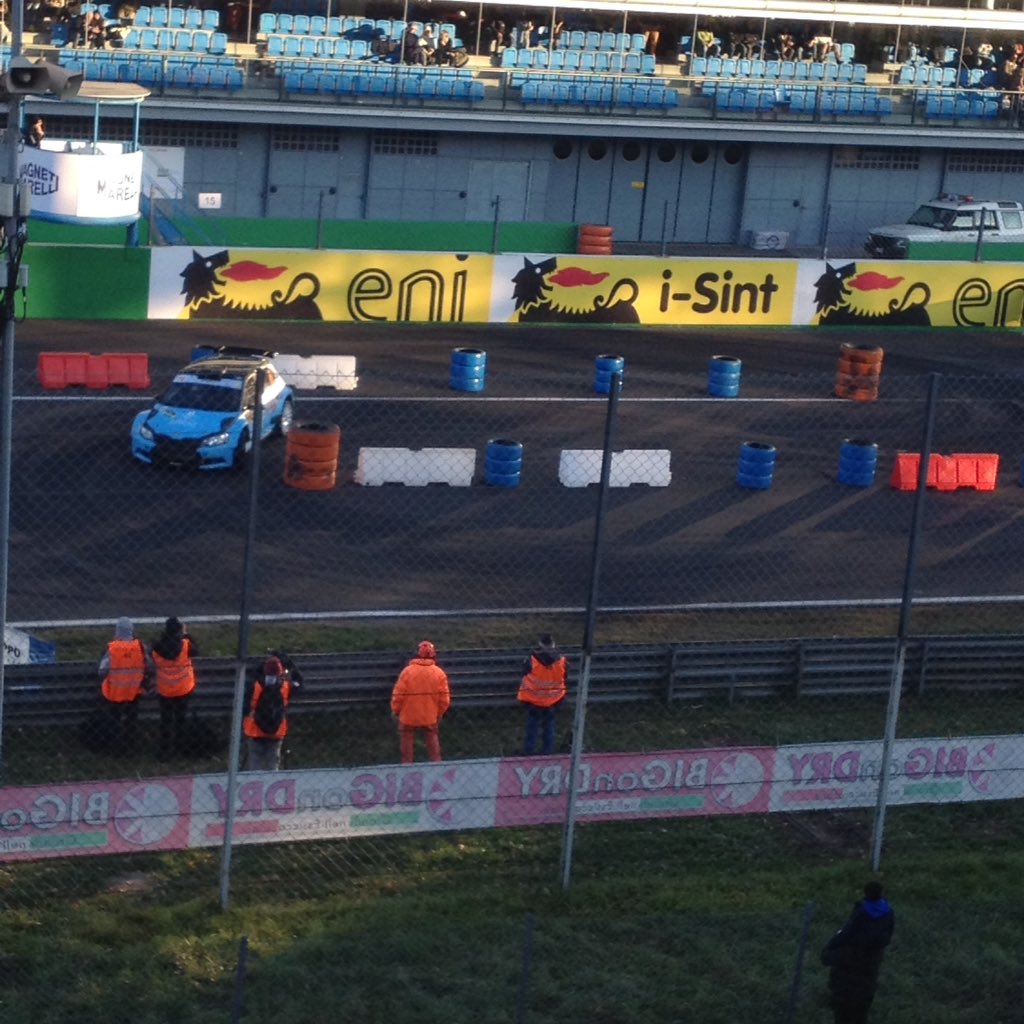 paolinagoretti's tweet photo. #MonzaRallyShow2017 #Felice Re @scuderiaetruria #casentino #passionerally #passionemotori #monzamastershow 🔝 https://t.co/gOHAjc9Zs2