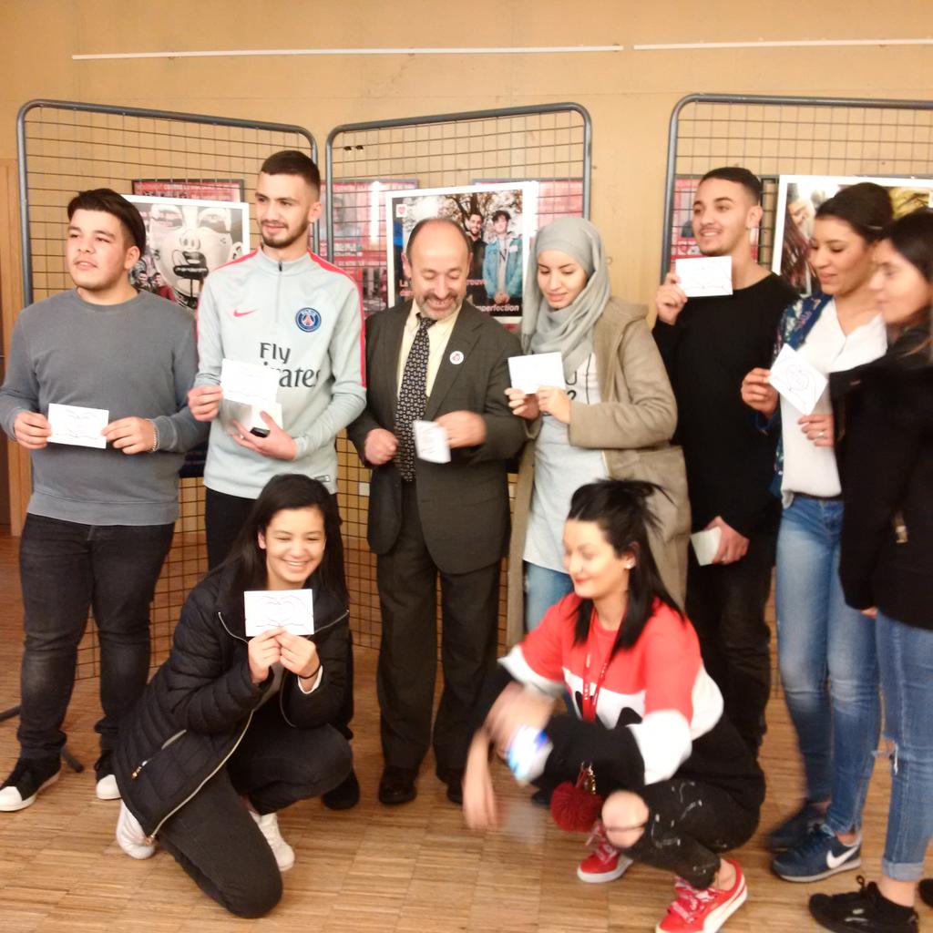 A Mulhouse, avec les jeunes du Centre Social Papin engages pour les droits de l'homme et contre le discours de haine.  #Nohatespeech #lovehumanrights