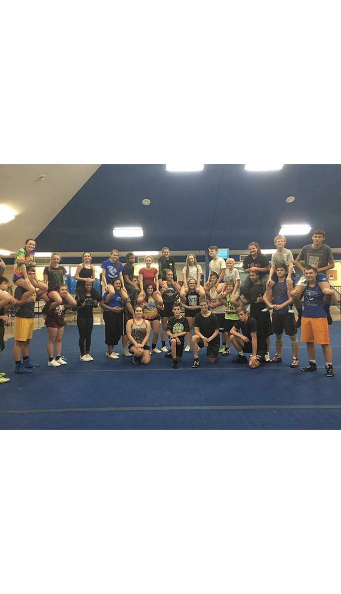 Sending support to our Competetive Cheer and Wrestling teams today! The cheer team will be in Mt. Pleasant for the CCAM competition and the Wrestlers will be hosting  a HOME meet starting at 10! Wish them luck and show up for them if you can!🤼‍♂️💓