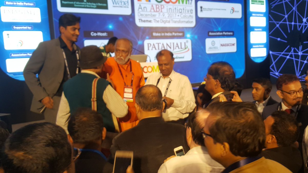 Prasanna_Trust's tweet photo. Self Transformation is my core teaching n glad to address Digital Transformation conclave on the journey from Ordinary to Extraordinary @ #Infocom2017 organised by #AnandBazarPathrika #ABP at Calcutta. Had a wonderful interaction with the corporate delegates across the globe. https://t.co/dlY0NxPrv8