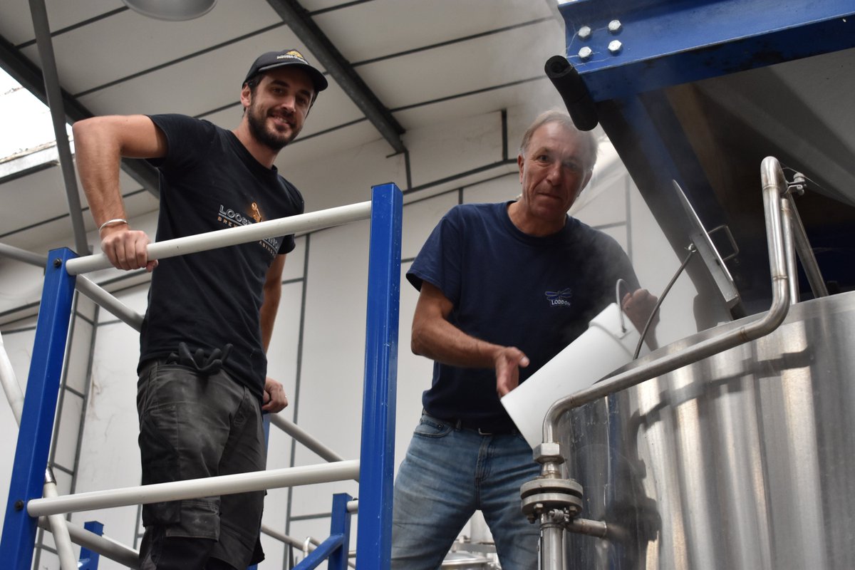 Lovely to get to the chance to wave Chris (the brewer) from <a href="/LooseCannonBeer/">Loose Cannon Brewery</a>  off last night. Enjoy being back in NZ mate and hopefully see you soon! (he's the handsome one on the left)
