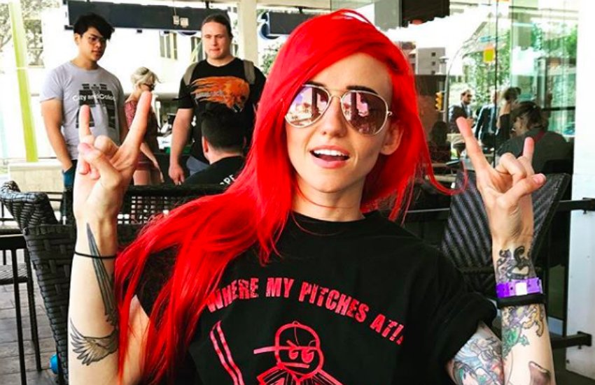 GSN on Twitter "Canadian singer Lights says latest album helped her come out as bisexual https