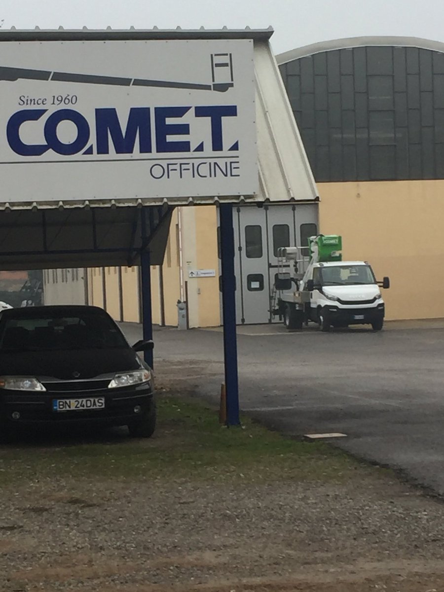 ManupAccessLtd's tweet photo. #ManupAccess are up in #BolognaItaly collecting a new #AerialPlatform by #CometOfficine https://t.co/vzmWkFlLoW
