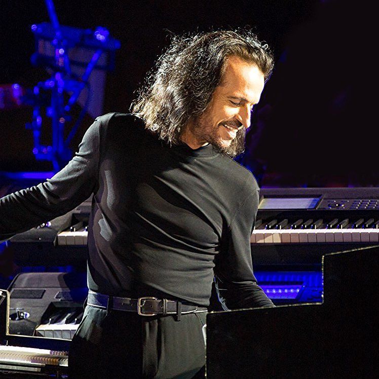 quickradio's tweet photo. Quick Remember de anoche lo hemos dedicado a Yanni. Lo puedes escuchar en quickradio.es, ivoox e itunes. #yanni #megustaquickradio #quickradio #radio #radioonline #podcast #luisfranciscopajares #quickremember #newage #compositor #pianista #teclados #ivoo… https://t.co/t3gWGUMuB8 https://t.co/Ej5wtKTPbH