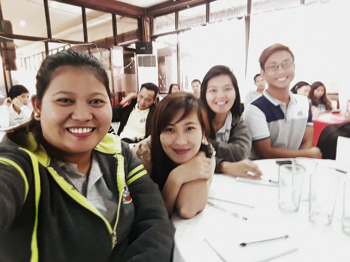 beautipaul221's tweet photo. Newly hired teachers😍 #TIP2017 😍😊 https://t.co/zqoyXSUpNk