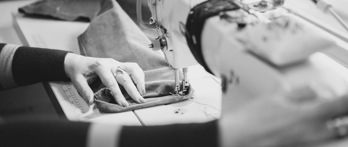 My1stJobInFilm's tweet photo. How do you get a job in the costume department? Take a look at our costume trainee career guide for information on building up your portfolio and transferring your skills from other artistic mediums. https://t.co/Kutv0aJLac #wardrobe #film costumes #costumes https://t.co/FHQfQDKrGx