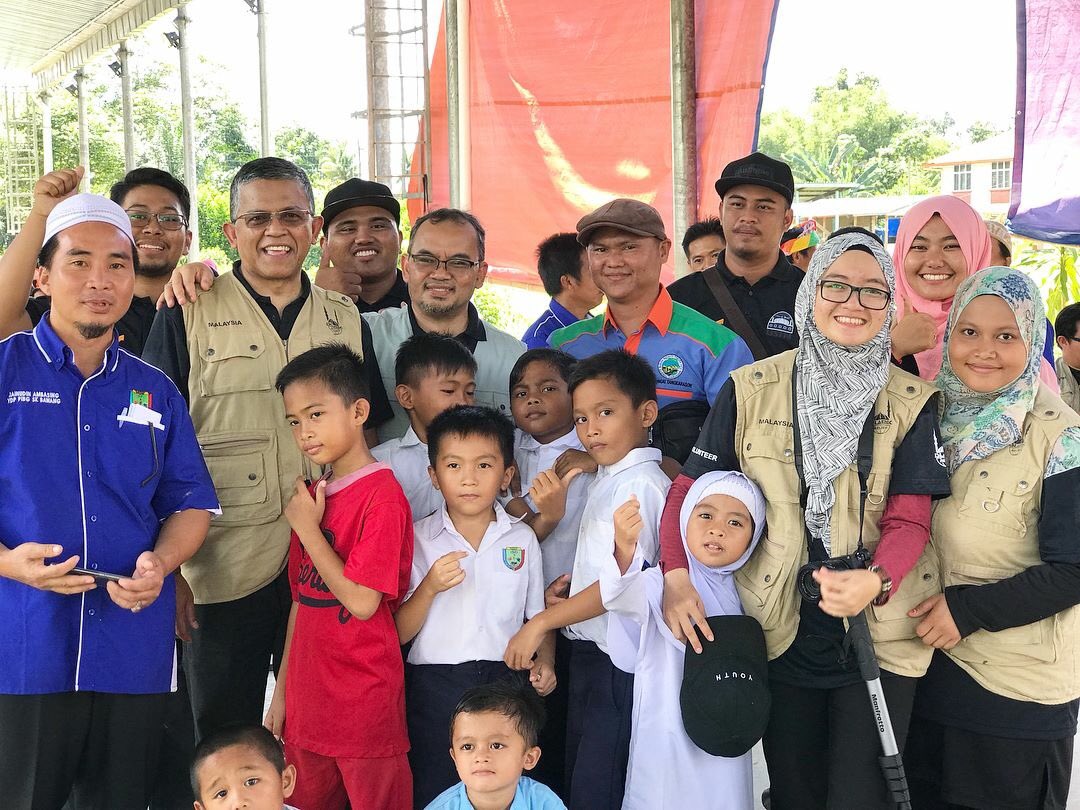 usim's tweet photo. Lawatan Naib Canselor USIM ke Kampung Sg Tangkarason sempena program Gap Year USIM di Sabah pada 9 Dis 2017
#gapyearusim
#sabah
#sandakan
#beluran https://t.co/gWP9tO8cBL