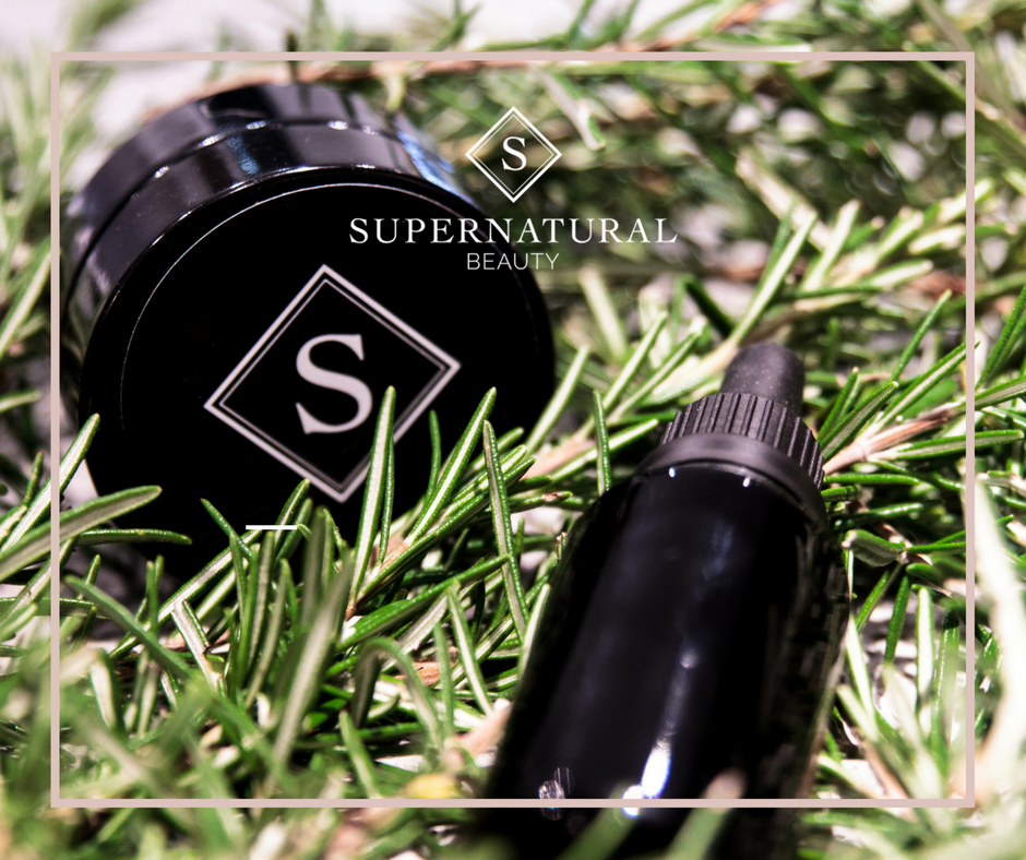 S_NaturalBeauty's tweet photo. Give friends and family the gift of great skin this Christmas. Order Supernatural Beauty by 18 December and have effective, luxurious, organic skincare to put under the tree this year. >> https://t.co/sENG1KDW8P https://t.co/h9VV10Hh9E🎄🎁🎄🎁 https://t.co/F6k8g53WHX