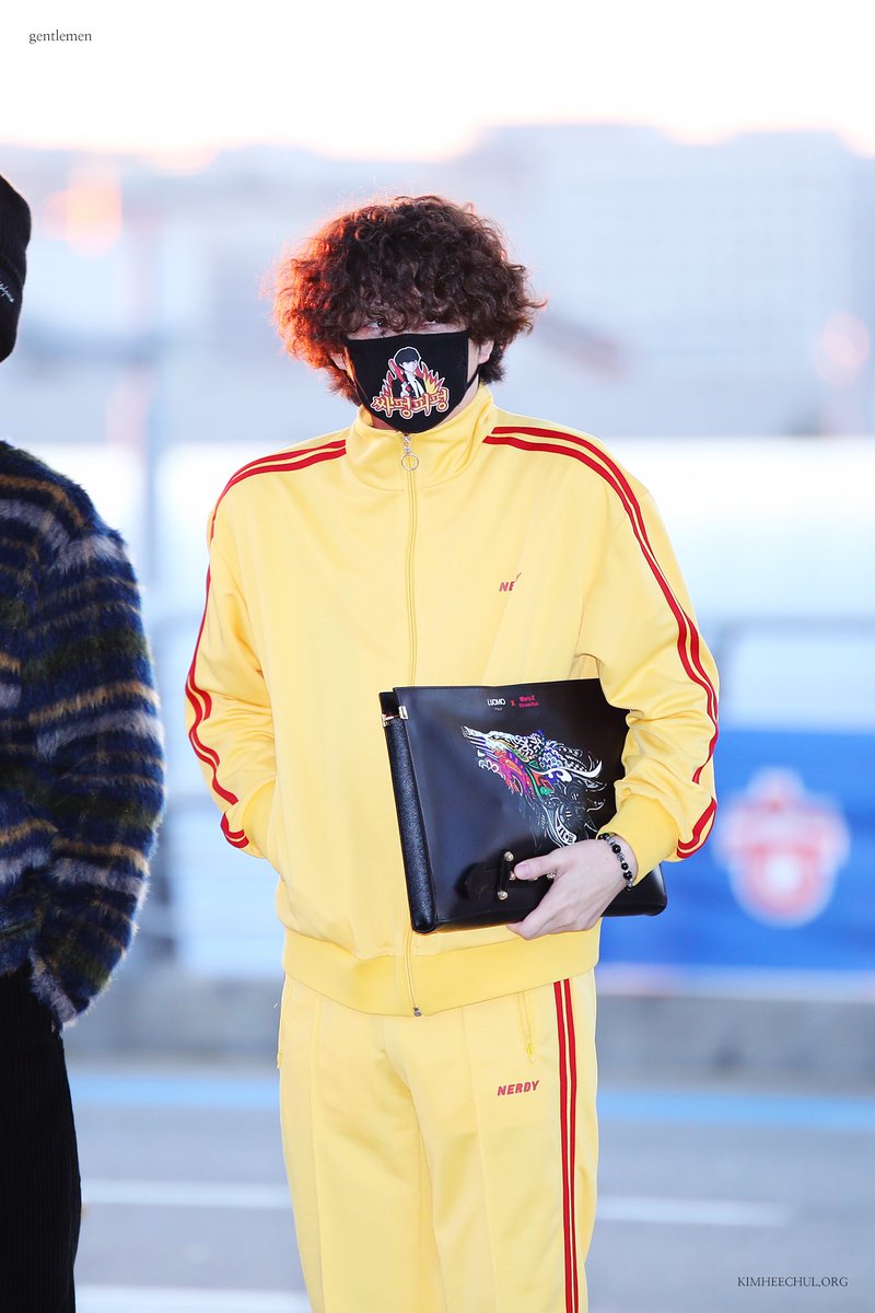 KIMHEECHUL0710_'s tweet photo. [HQ] 171201 ICN. 뽀글뽀글😍 아는형님 하는 날☺️ #김희철 #희철 #희님 #우주대스타 #HEECHUL #金希澈 #슈퍼주니어 #슈주 #SJ #SUPERJUNIOR https://t.co/O4jz0QTQV4