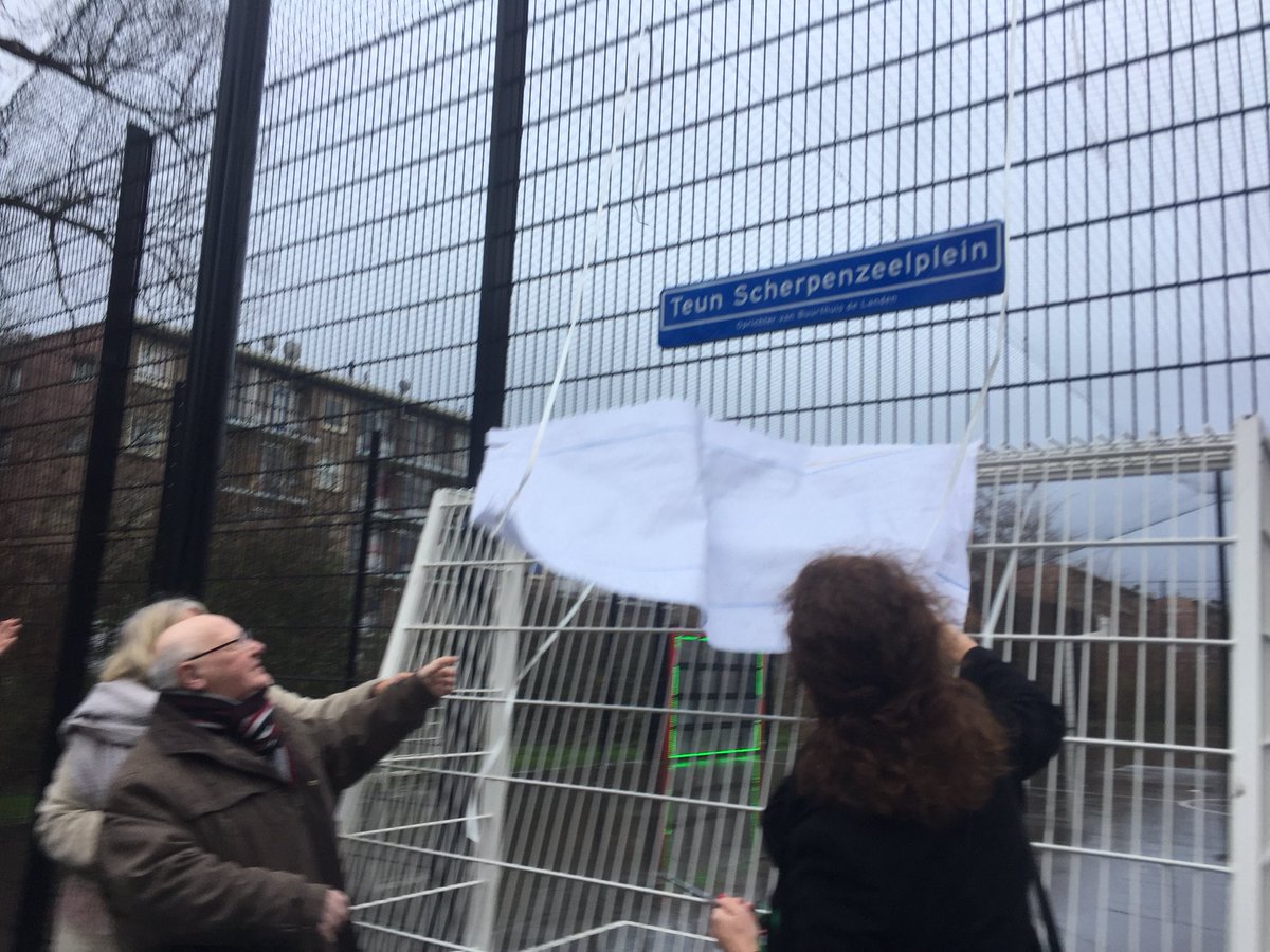 Onze Teun Scherpenzeel krijgt plein in Mariahoeve. Zooo terecht.