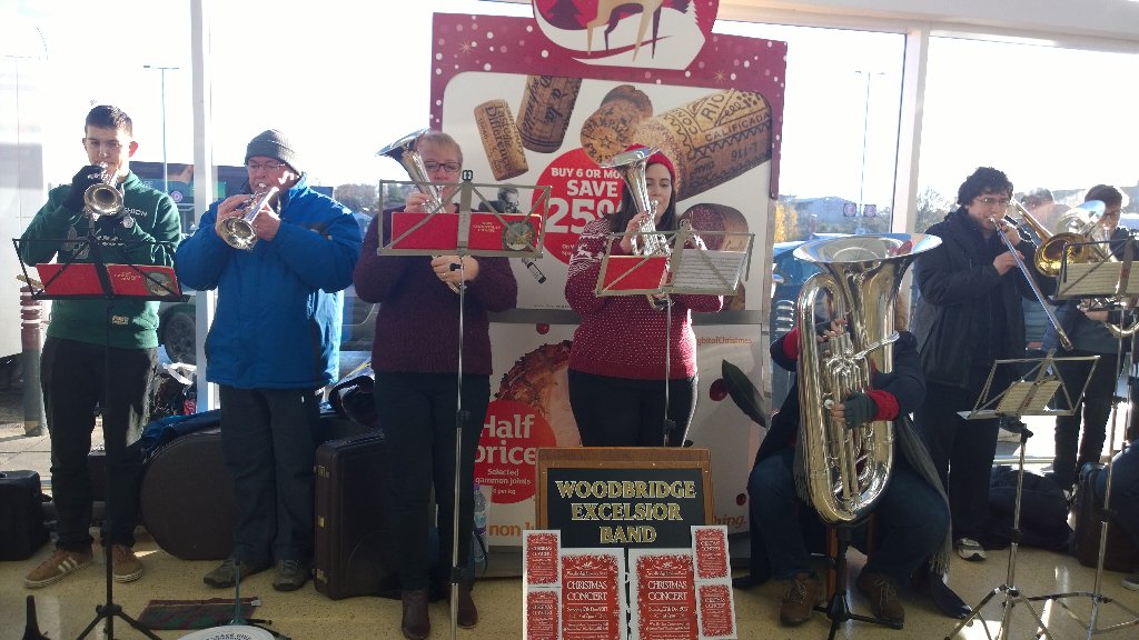 We're carolling <a href="/sainsburys/">Sainsbury's</a> Warren Heath today come along for a bit of awesome festiveness while you're shopping 🎄