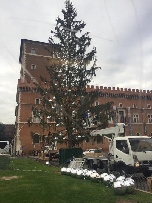 Visualizza l'immagine su Twitter Visualizza l'immagine su Twitter